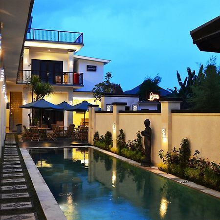 Tirtha Canggu Suites Екстериор снимка